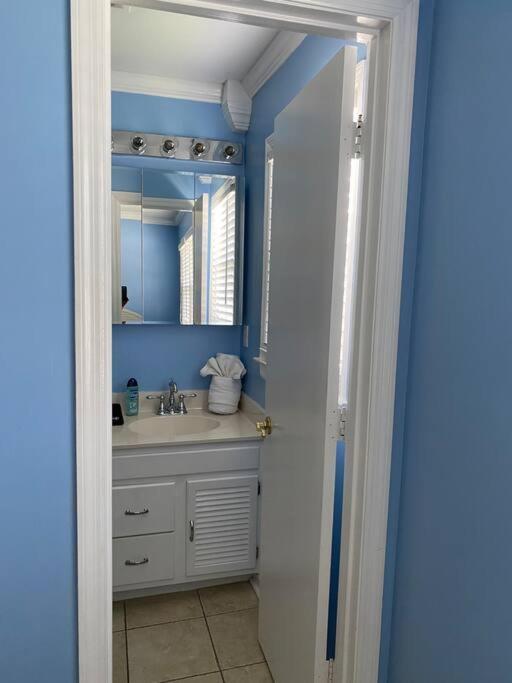Beach Breeze 3, Pet Friendly, Walking Distance To Atlantic Ocean Free Parking Myrtle Beach Esterno foto